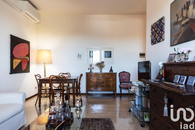 Apartamento em Monza