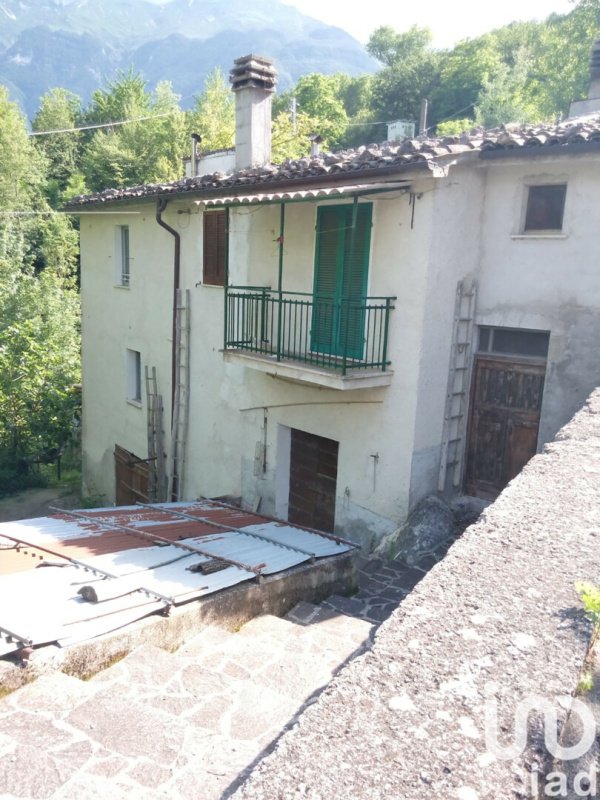 Casa independiente en Castelli