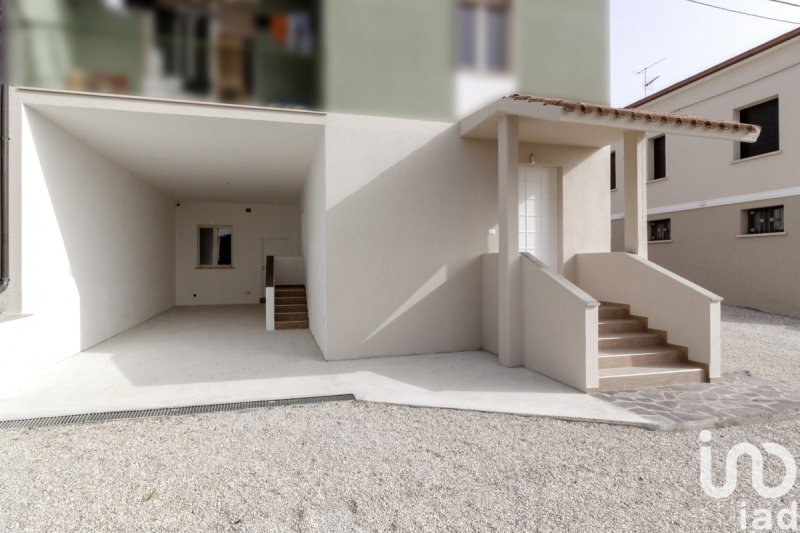 Apartment in Roseto degli Abruzzi