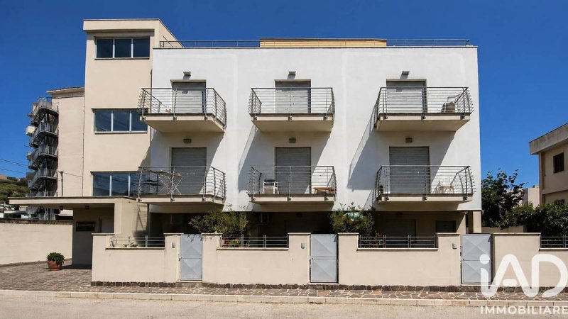 Gebouw in Roseto degli Abruzzi
