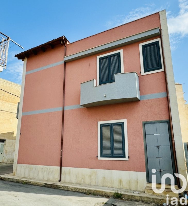 Detached house in Avola