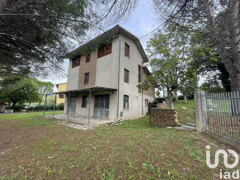 Villa en Corridonia