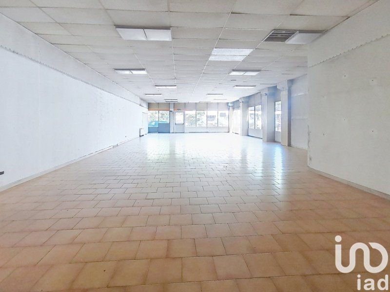 Immobile commerciale a Quart