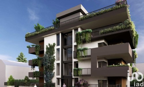 圣贝内代托-德尔特龙托公寓