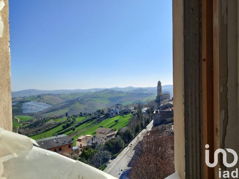 Palácio em Monte San Pietrangeli