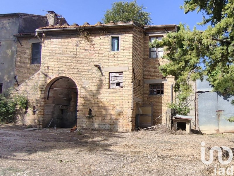 Вилла в Оффида