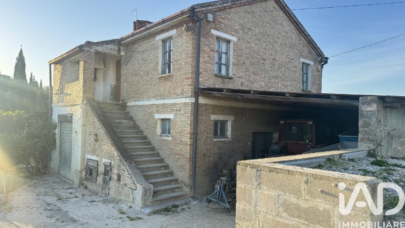 Moradia em Acquaviva Picena