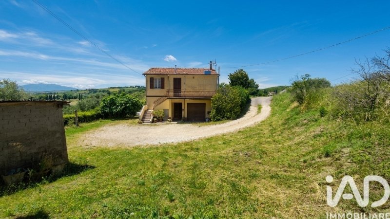 Villa in Cossignano