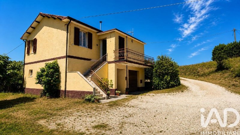 Villa in Cossignano