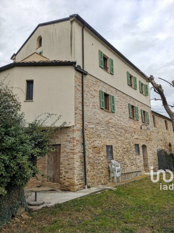 里帕特兰索内乡间房屋