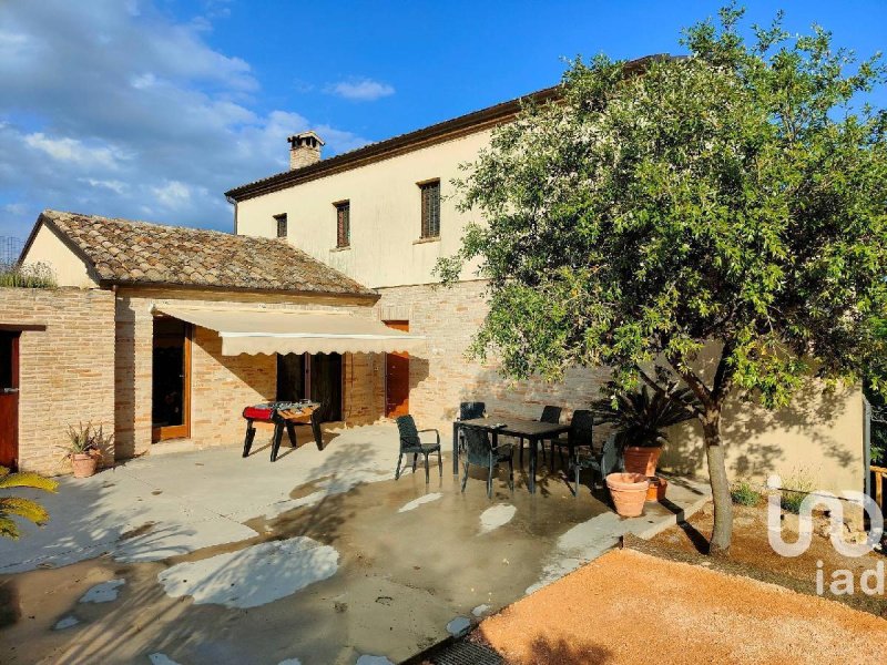 里帕特兰索内乡间房屋