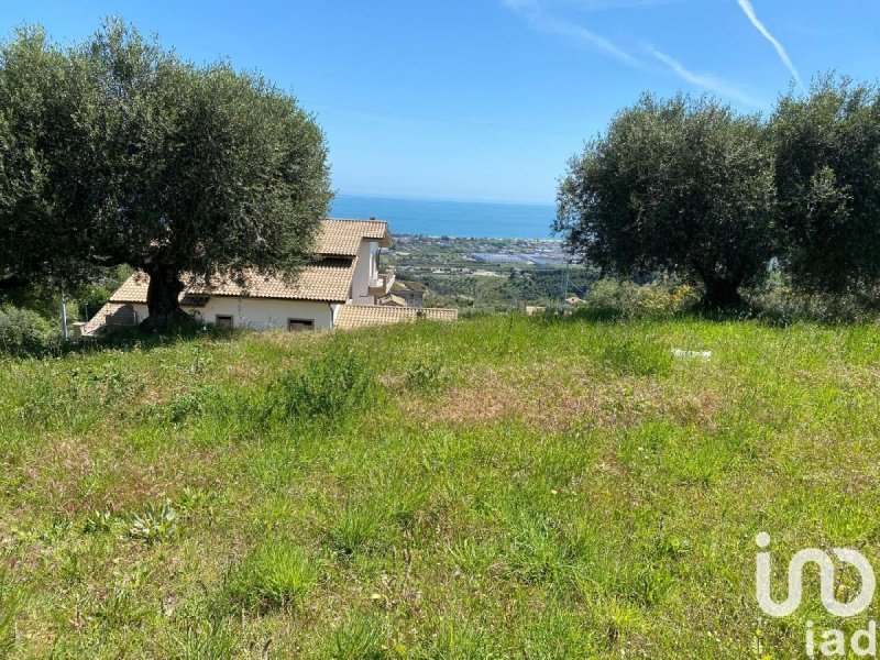 Building plot in Colonnella