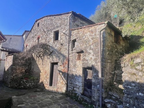 Semi-detached house in Lucca
