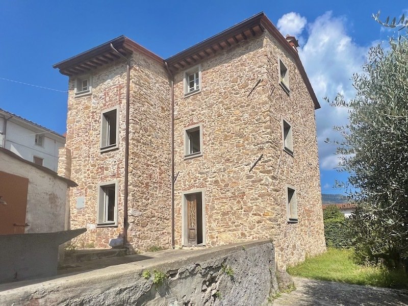 Casa em San Giuliano Terme