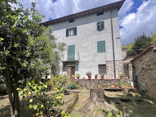 Casa en Borgo a Mozzano