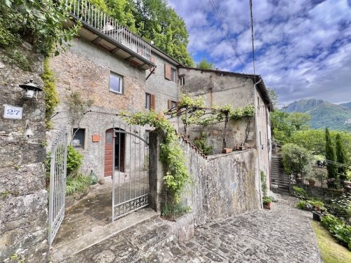 Дом в Баньи-ди-Лукка