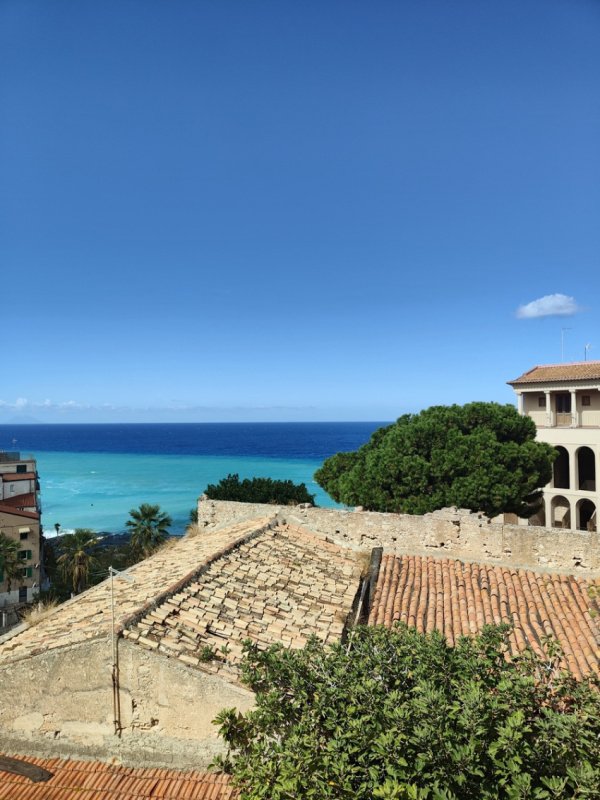 Historisk lägenhet i Tropea