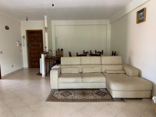 Appartement in Atina