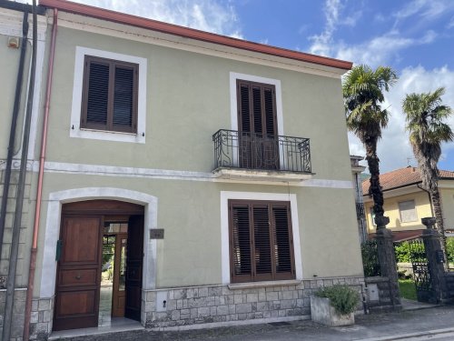 Semi-detached house in Villa Latina