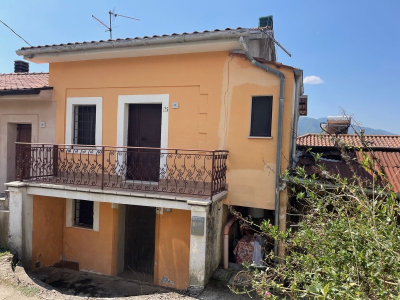 Semi-detached house in Settefrati