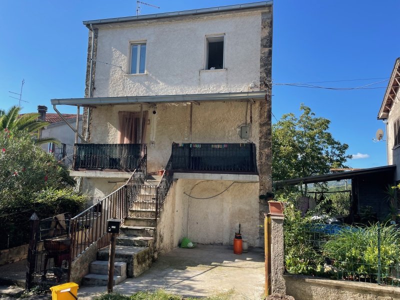 Semi-detached house in Settefrati