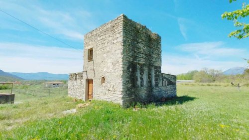 Особняк в Сан-Витторе-дэль-Лацио