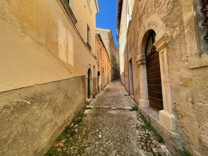 Apartamento independente em Alvito