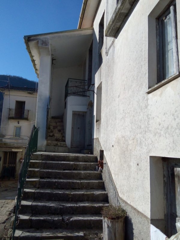 Casa semi indipendente a Villa Latina