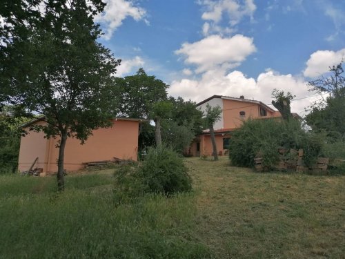 Huis op het platteland in Montefelcino