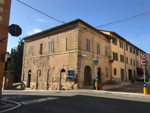 Semi-detached house in Montalcino