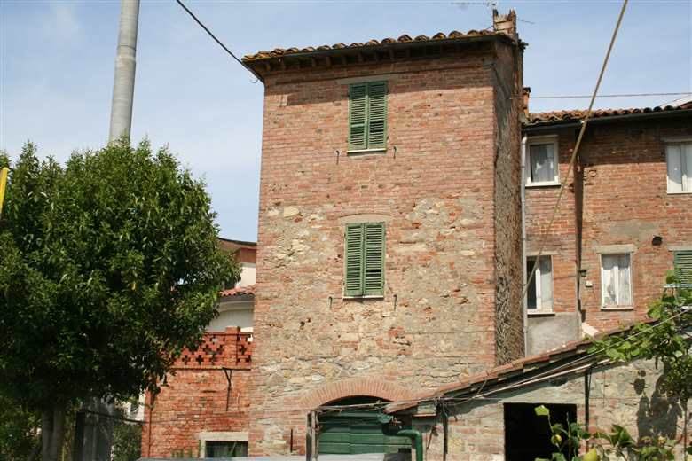 Half-vrijstaande woning in Castiglione del Lago