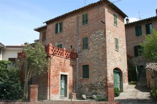 Semi-detached house in Castiglione del Lago