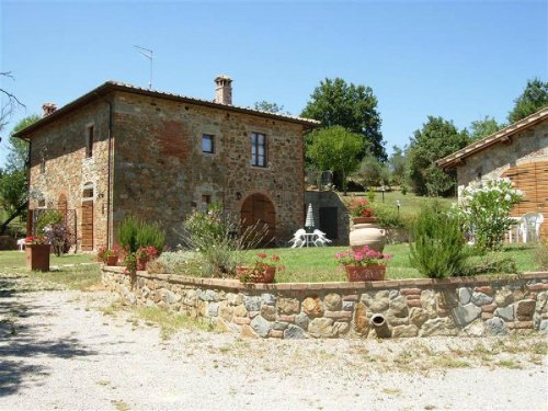 Bauernhaus in Lucignano