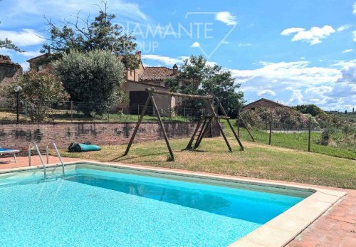 Semi-detached house in Castiglione del Lago