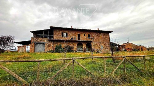 Klein huisje op het platteland in Montalcino