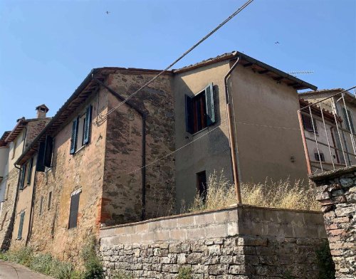 Casa geminada em Panicale