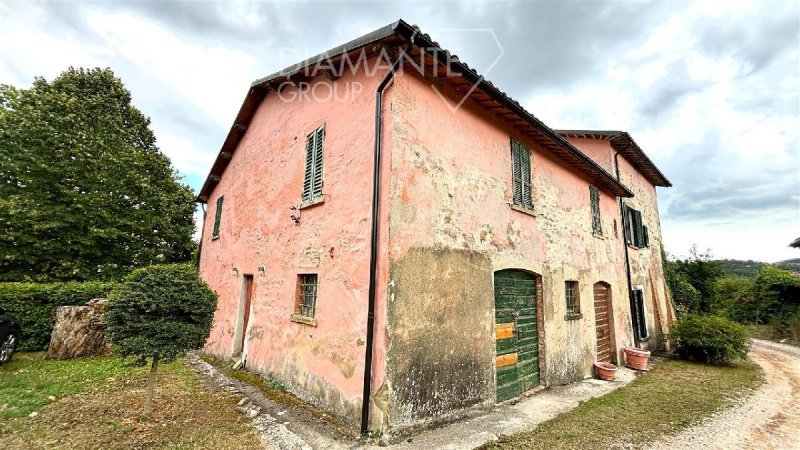 Klein huisje op het platteland in Gubbio