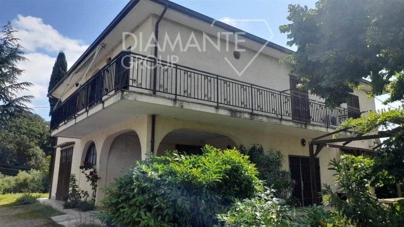 曼恰诺独栋房屋