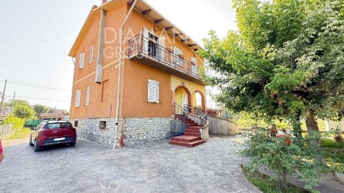 Casa indipendente a Castiglione del Lago