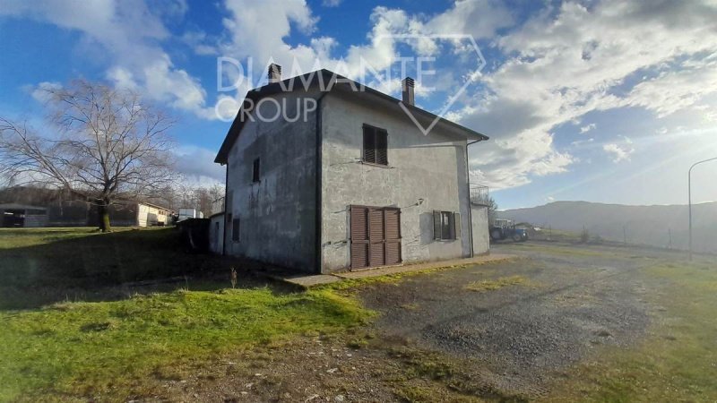 Explotación agrícola en Sestino