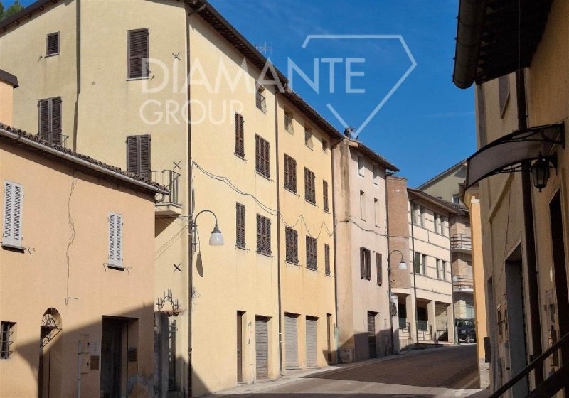 Doppelhaushälfte in Nocera Umbra