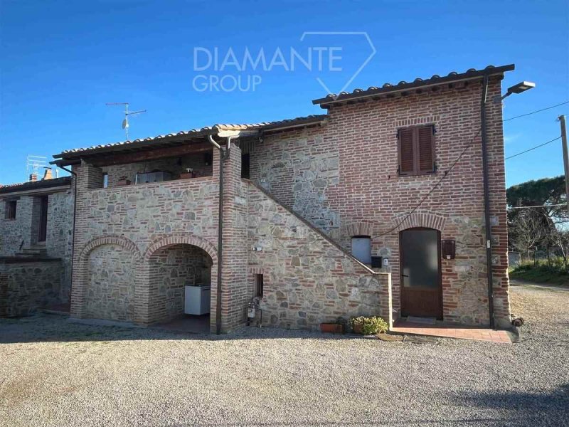 Klein huisje op het platteland in Castiglione del Lago