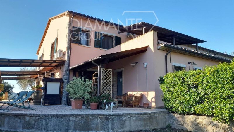 Отдельно стоящий дом в Манчано