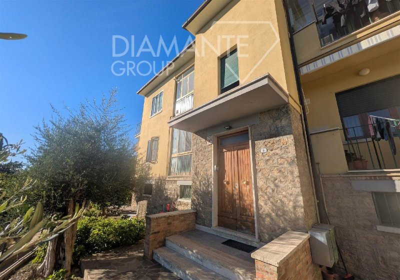 2 Bedrooms Apartment for sale in Chiusi [799732] | Gate-away®