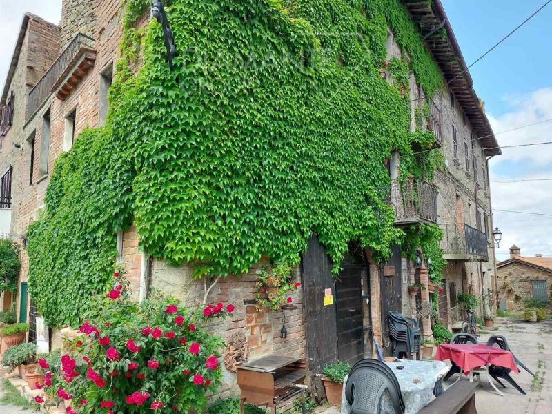 Inmueble comercial en Magione