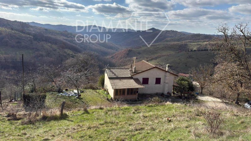 2 Bedrooms Farm for sale in Gubbio [810548] | Gate-away®