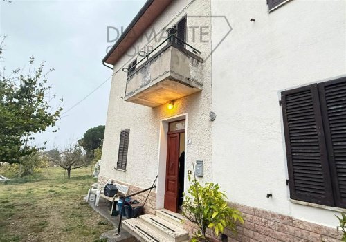 Teto/Chão em Castiglione del Lago
