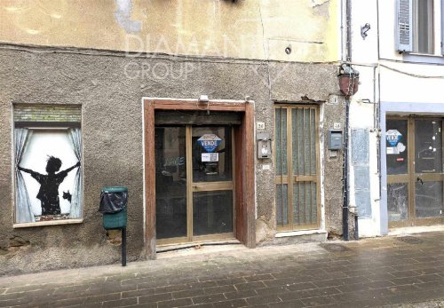 Immobile commerciale a Panicale