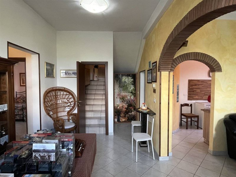 Casa indipendente a Castiglione del Lago