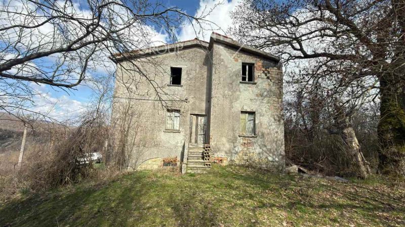 Klein huisje op het platteland in Gubbio
